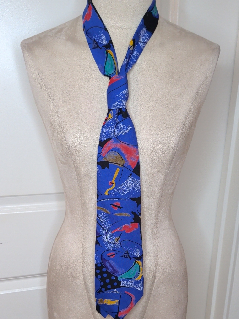 Vintage 80s Magnum Tie Blue Abstract Geometric Print 3" Wide
